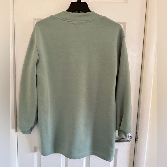 Pretty Little Thing Oversized Sweater - Picture 4 of 4